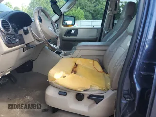2003 Ford Expedition Eddie Bauer с VIN 1FMPU17L63LA61764, выставлен на аукционе Copart как лот 57973855 с пробегом 226 860 миль миль и Списание • Salvage title. История ставок и продаж доступна на DreamBid. Изображение 7.