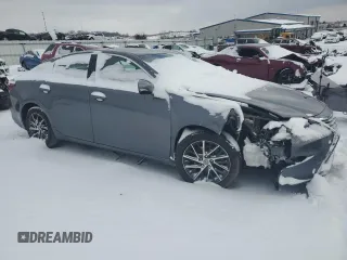 2017 Lexus ES with VIN 58ABK1GG1HU076444, listed as a Copart auction lot 45568375 with 57,152 mi miles and Salvage Title. Bid and sale history available at carsss.com. Image 4.