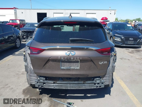 2019 Infiniti QX50 Essential с VIN 3PCAJ5M3XKF107256, выставлен на аукционе IAAI как лот 42184053 с пробегом 103 207 миль миль и . История ставок и продаж доступна на DreamBid. Изображение 15.