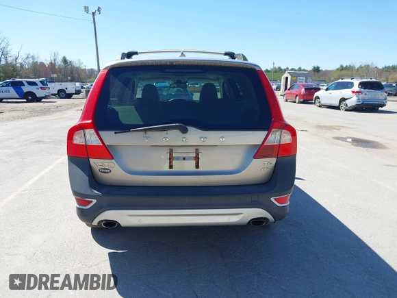2012 Volvo XC70 T6 with VIN YV4902BZ1C1127334, listed as a IAAI auction lot 42140359 with 214,196 mi miles and . Bid and sale history available at DreamBid. Image 16.