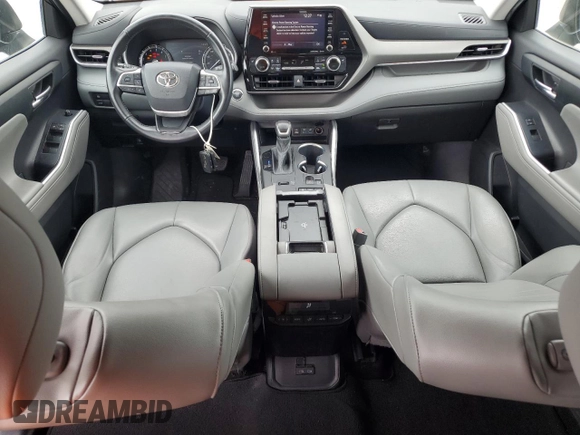 2022 Toyota Highlander XLE z VIN 5TDGZRAH4NS127982, wystawiony jako Copart lot #58969415 z przebiegiem 220 932 mil mil oraz Czysty tytuł • Clean title. Historia ofert i sprzedaży dostępna na DreamBid. Obrazek 8.