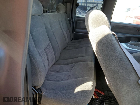 2003 Chevrolet Silverado 1500 with VIN 2GCEC19T131200006, listed as a Copart auction lot 50633925 with Not Provided miles and Salvage Title. Bid and sale history available at DreamBid. Image 10.