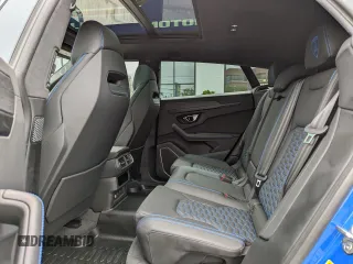 2021 Lamborghini Urus z VIN ZPBUA1ZL2MLA13010, wystawiony jako Copart lot #44308855 z przebiegiem 20 177 mil mil oraz Czysty tytuł • Clean title. Historia ofert i sprzedaży dostępna na DreamBid. Obrazek 6.