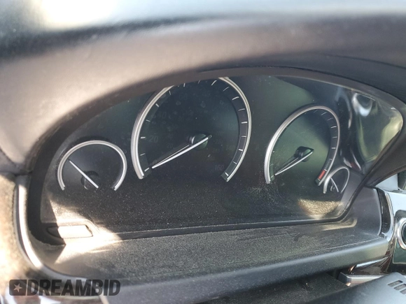 2012 BMW 6 Series z VIN WBALZ5C50CDW99700, wystawiony jako Copart lot #54983705 z przebiegiem Nie podano mil oraz Czysty tytuł • Clean title. Historia ofert i sprzedaży dostępna na DreamBid. Obrazek 9.