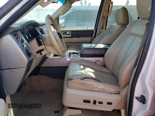 2010 Ford Expedition Eddie Bauer z VIN 1FMJU1H54AEA34439, wystawiony jako Copart lot #48738525 z przebiegiem 172 116 mil mil oraz Czysty tytuł • Clean title. Historia ofert i sprzedaży dostępna na DreamBid. Obrazek 7.