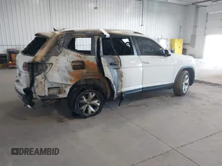 2018 Volkswagen Atlas SE z VIN 1V2CP2CA2JC593139, wystawiony jako IAAI lot #40736888 z przebiegiem Nie podano mil oraz . Historia ofert i sprzedaży dostępna na DreamBid. Obrazek 4.