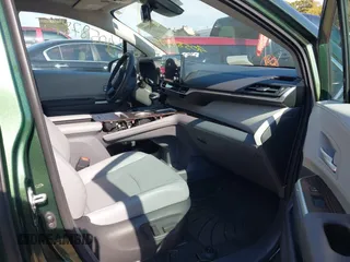 2024 Toyota Sienna XLE with VIN 5TDJSKFC2RS147426, listed as a IAAI auction lot 40587895 with 2,143 mi miles and . Bid and sale history available at DreamBid. Image 5.