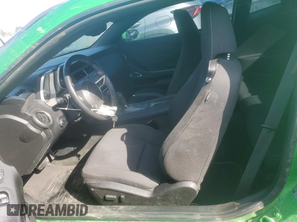 2011 Chevrolet Camaro 1LT z VIN 2G1FB1ED2B9170657, wystawiony jako Copart lot #42118435 z przebiegiem 92 955 mil mil oraz Szkoda całkowita • Salvage title. Historia ofert i sprzedaży dostępna na DreamBid. Obrazek 7.