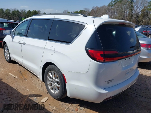 2022 Chrysler Pacifica Touring L with VIN 2C4RC1BGXNR132615, listed as a IAAI auction lot 41643983 with 45,717 mi miles and . Bid and sale history available at DreamBid. Image 3.