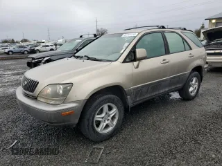 1999 Lexus RX 300 Luxury SUV with VIN JT6HF10U8X0077372, listed as a Copart auction lot 45701415 with 267,526 mi miles and Clean Title. Bid and sale history available at carsss.com. Image 1.