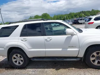 2006 Toyota 4Runner SR5 with VIN JTEZU14R560076280, listed as a IAAI auction lot 42191454 with 217,208 mi miles and . Bid and sale history available at DreamBid. Image 13.
