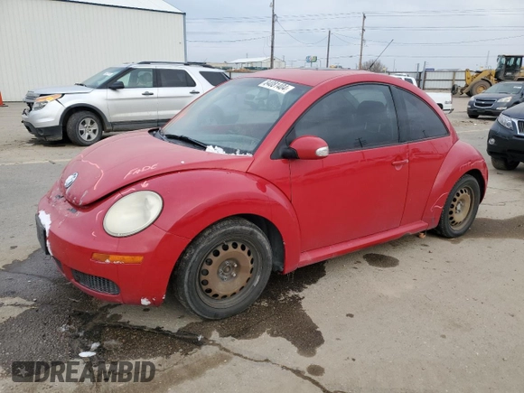 2010 Volkswagen Beetle with VIN 3VWPW3AG6AM008674, listed as a Copart auction lot 84081404 with 204,277 mi miles and Salvage title. Bid and sale history available at DreamBid. Image 1.