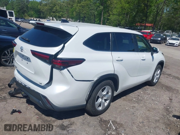2023 Toyota Highlander L z VIN 5TDKDRAH2PS030453, wystawiony jako IAAI lot #39200860 z przebiegiem 44 691 mil mil oraz . Historia ofert i sprzedaży dostępna na DreamBid. Obrazek 4.