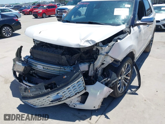 2019 Ford Explorer Platinum с VIN 1FM5K8HT8KGA02291, выставлен на аукционе IAAI как лот 42313377 с пробегом 126 752 миль миль и . История ставок и продаж доступна на DreamBid. Изображение 6.
