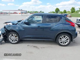 2013 Nissan Juke SL z VIN JN8AF5MVXDT216307, wystawiony jako IAAI lot #42206736 z przebiegiem 73 238 mil mil oraz . Historia ofert i sprzedaży dostępna na DreamBid. Obrazek 14.