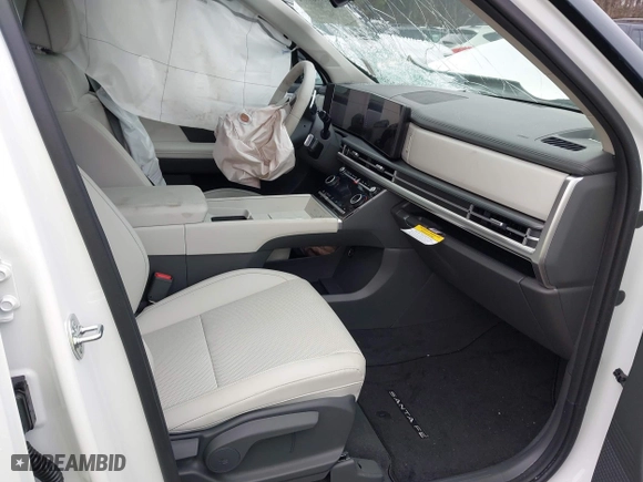 2025 Hyundai Santa Fe SEL with VIN 5NMP24GL0SH107861, listed as a IAAI auction lot 41590774 with 1 mi miles. Bid and sale history available at carsss.com. Image 5.