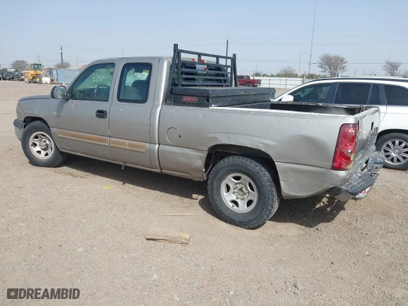 2003 Chevrolet Silverado 1500 Work Truck with VIN 2GCEC19X231146010, listed as a IAAI auction lot 41704421 with 269,784 mi miles. Bid and sale history available at carsss.com. Image 3.