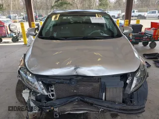 2013 Kia Sportage SX with VIN KNDPCCA69D7529910, listed as a IAAI auction lot 41414560 with 101,769 mi miles and . Bid and sale history available at carsss.com. Image 6.