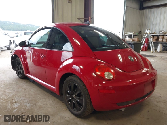 2009 Volkswagen Beetle S with VIN 3VWRG31C49M506046, listed as a IAAI auction lot 42745257 with Not provided miles and . Bid and sale history available at DreamBid. Image 3.