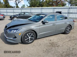 2021 Hyundai Sonata Hybrid Blue with VIN KMHL24JJ4MA033794, listed as a Copart auction lot 70527553 with 119,330 mi miles. Bid and sale history available at carsss.com. Image 1.