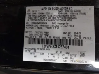 2014 Ford Mustang GT z VIN 1ZVBP8CFXE5257404, wystawiony jako IAAI lot #42731944 z przebiegiem 308 695 mil mil oraz . Historia ofert i sprzedaży dostępna na DreamBid. Obrazek 9.