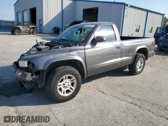 2004 Dodge Dakota with VIN 1D7FL16K24S697090, listed as a Copart auction lot 75214474 with 230,649 mi miles and Non Repairable. Bid and sale history available at carsss.com. Image 1.