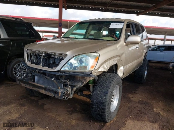 2008 Lexus GX 470 with VIN JTJBT20X580149408, listed as a IAAI auction lot 41589652 with 212,443 mi miles. Bid and sale history available at carsss.com. Image 2.