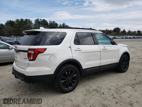 2017 Ford Explorer XLT with VIN 1FM5K8D80HGD47597, listed as a Copart auction lot 50251725 with 132,676 mi miles and Salvage Title. Bid and sale history available at DreamBid. Image 3.