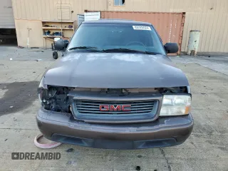 2000 GMC Sonoma SLS w/1SF Pkg with VIN 1GTCS1955Y8226155, listed as a Copart auction lot 83220424 with 87,604 mi miles and Salvage Title. Bid and sale history available at carsss.com. Image 5.