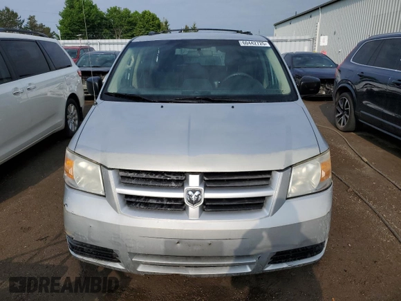 2009 Dodge Grand Caravan SE z VIN 2D8HN44E49R650603, wystawiony jako Copart lot #60442725 z przebiegiem 358 882 mil mil oraz Czysty tytuł • Clean title. Historia ofert i sprzedaży dostępna na DreamBid. Obrazek 5.