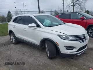 2016 Lincoln MKC Select z VIN 5LMCJ2C97GUJ30157, wystawiony jako IAAI lot #42030163 z przebiegiem 118 877 mil mil oraz . Historia ofert i sprzedaży dostępna na DreamBid. Obrazek 1.
