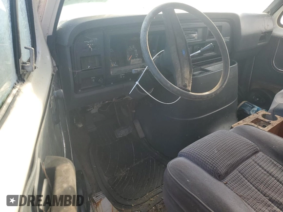 1990 Ford Econoline Cargo with VIN 1FTFE24Y2LHB86170, listed as a Copart auction lot 89197245 with 81,104 mi miles and Clean Title. Bid and sale history available at DreamBid. Image 8.