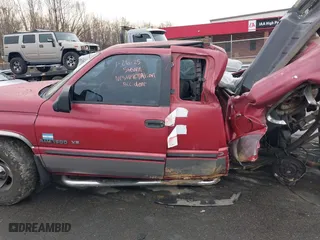 1998 Dodge Ram 1500 with VIN 3B7HC13Z8WG211462, listed as a IAAI auction lot 41468214 with 259,305 mi miles. Bid and sale history available at carsss.com. Image 14.