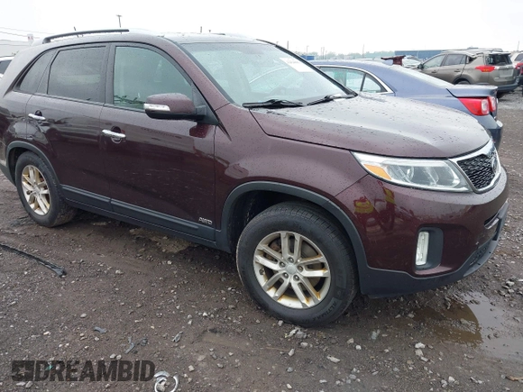 2015 Kia Sorento LX with VIN 5XYKTCA63FG585728, listed as a IAAI auction lot 42424806 with 191,894 mi miles and . Bid and sale history available at DreamBid. Image 1.