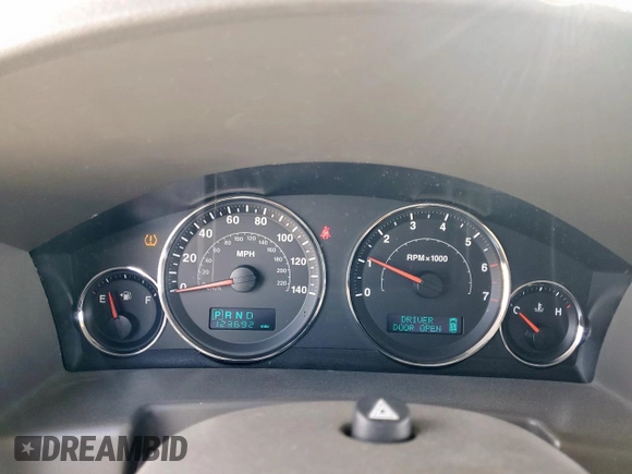 2006 Jeep Commander with VIN 1J8HH48N06C369122, listed as a Copart auction lot 50491065 with 123,692 mi miles and Clean Title. Bid and sale history available at carsss.com. Image 9.