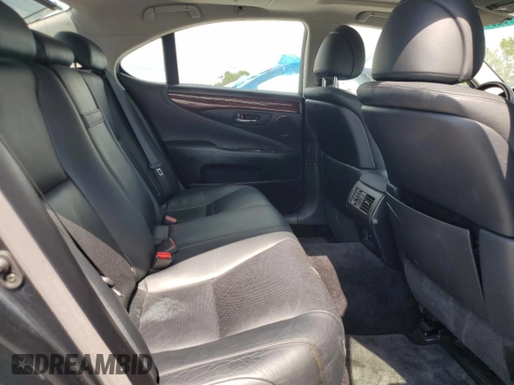 2011 Lexus LS 460 with VIN JTHBL5EF1B5101711, listed as a Copart auction lot 62313825 with 45,985 mi miles and Non repairable. Bid and sale history available at DreamBid. Image 10.
