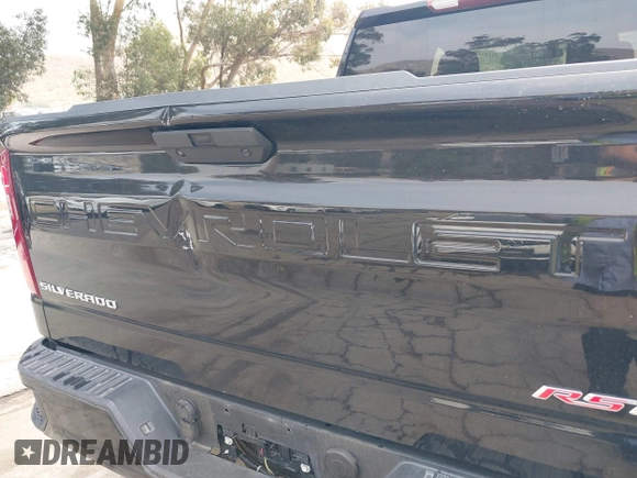 2021 Chevrolet Silverado 1500 RST with VIN 3GCPWDET7MG135016, listed as a IAAI auction lot 42153121 with 41,170 mi miles and . Bid and sale history available at DreamBid. Image 6.
