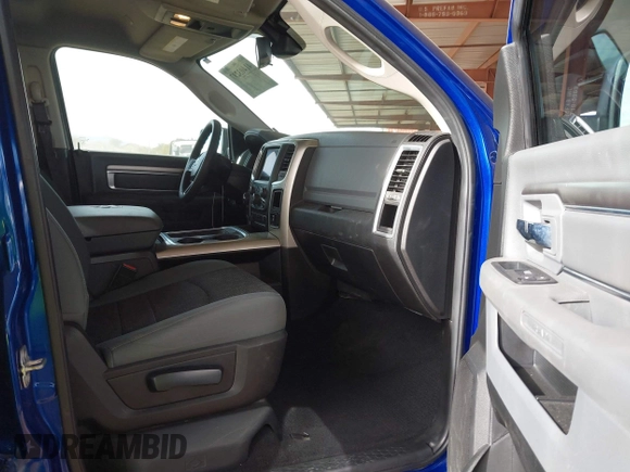 2019 Ram 1500 Classic Warlock with VIN 1C6RR6GG2KS695034, listed as a IAAI auction lot 41403297 with 89,660 mi miles. Bid and sale history available at carsss.com. Image 5.
