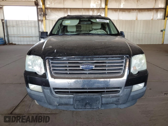 2007 Ford Explorer XLT z VIN 1FMEU73E17UB09267, wystawiony jako Copart lot #58096675 z przebiegiem 200 662 mil mil oraz Szkoda całkowita • Salvage title. Historia ofert i sprzedaży dostępna na DreamBid. Obrazek 5.
