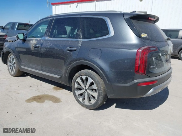 2022 Kia Telluride S with VIN 5XYP6DHC6NG236642, listed as a IAAI auction lot 41696702 with 63,505 mi miles. Bid and sale history available at carsss.com. Image 3.