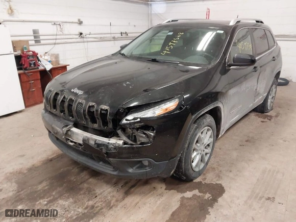 2014 Jeep Cherokee Latitude with VIN 1C4PJMCS0EW321380, listed as a IAAI auction lot 41597508 with 173,991 mi miles. Bid and sale history available at carsss.com. Image 6.