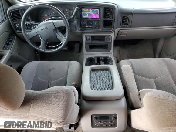2004 GMC Yukon SLE with VIN 1GKEK13V74J331675, listed as a Copart auction lot 82057724 with 238,550 mi miles and Clean Title. Bid and sale history available at carsss.com. Image 8.