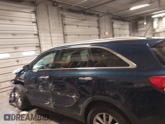 2018 Kia Sorento LX with VIN 5XYPG4A58JG389235, listed as a IAAI auction lot 41806553 with 134,594 mi miles and . Bid and sale history available at DreamBid. Image 14.