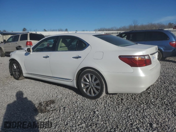 2011 Lexus LS 460 z VIN JTHCL5EF8B5011380, wystawiony jako Copart lot #47326435 z przebiegiem 86 313 mil mil oraz Szkoda całkowita • Salvage title. Historia ofert i sprzedaży dostępna na DreamBid. Obrazek 2.