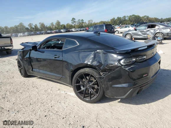 2021 Chevrolet Camaro 1SS with VIN 1G1FF1R76M0102285, listed as a Copart auction lot 82686594 with 45,100 mi miles and Salvage Title. Bid and sale history available at carsss.com. Image 2.