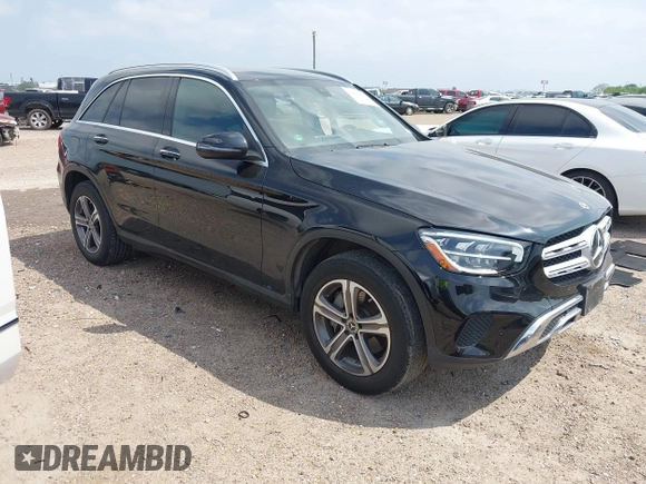 2021 Mercedes-Benz GLC 300 with VIN W1N0G8DB7MF978724, listed as a IAAI auction lot 41923957 with 33,434 mi miles and . Bid and sale history available at DreamBid. Image 1.