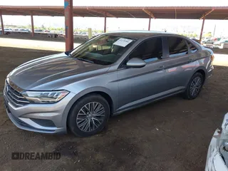 2020 Volkswagen Jetta S z VIN 3VWC57BU6LM102957, wystawiony jako IAAI lot #42170386 z przebiegiem 85 684 mil mil oraz . Historia ofert i sprzedaży dostępna na DreamBid. Obrazek 2.