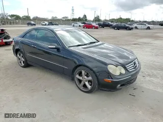 2005 Mercedes-Benz CLK-Class 3.2L with VIN WDBTJ65J55F157718, listed as a Copart auction lot 45033595 with 153,639 mi miles and Salvage Title. Bid and sale history available at carsss.com. Image 10.