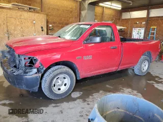 2018 Ram 1500 Tradesman z VIN 3C6JR7DT1JG140411, wystawiony jako Copart lot #78125624 z przebiegiem 81 761 mil mil oraz Szkoda całkowita • Salvage title. Historia ofert i sprzedaży dostępna na DreamBid. Obrazek 1.