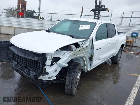 2024 Chevrolet Colorado 2WD LT with VIN 1GCPSCEK4R1172365, listed as a IAAI auction lot 41774526 with 4,836 mi miles. Bid and sale history available at carsss.com. Image 2.